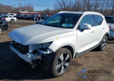 2021 Volvo Xc40 T5 Momentum из США, поврежденный, VIN YV4162UK7M2583085
